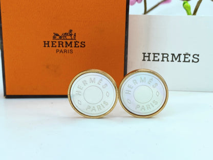 Vintage Hermes Clou de Selle Mother of Pearl Clip-on Earrings in box GS664