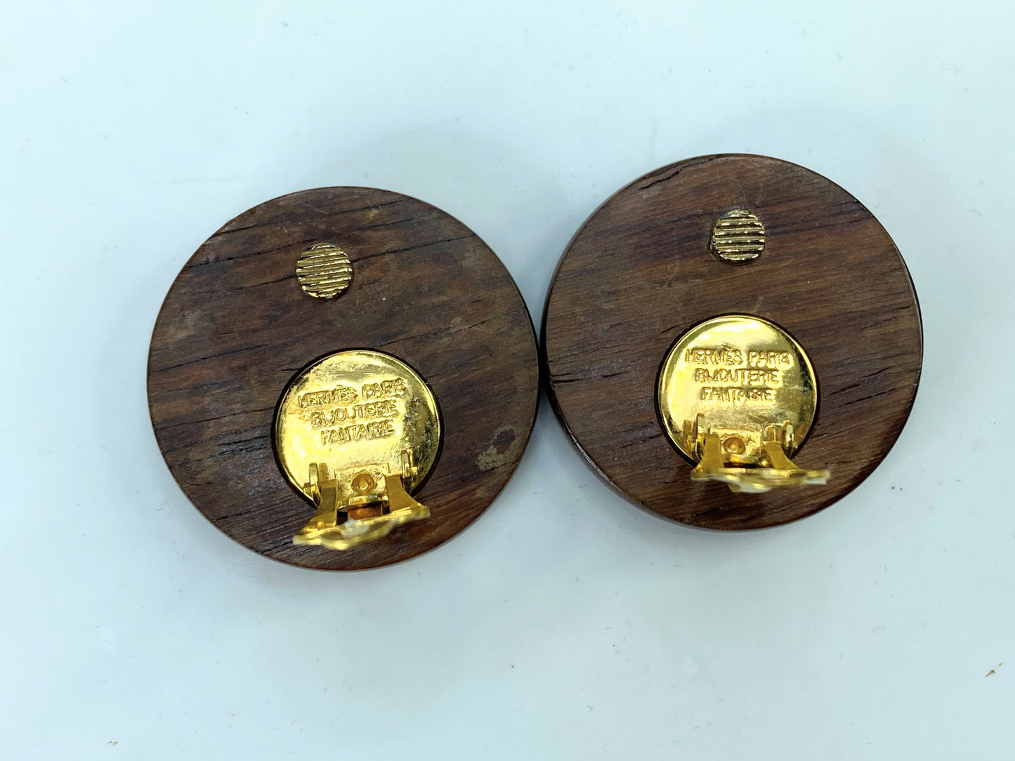 Vintage Hermès Clou de Selle Wood Golden Hardware clip on earrings GS666