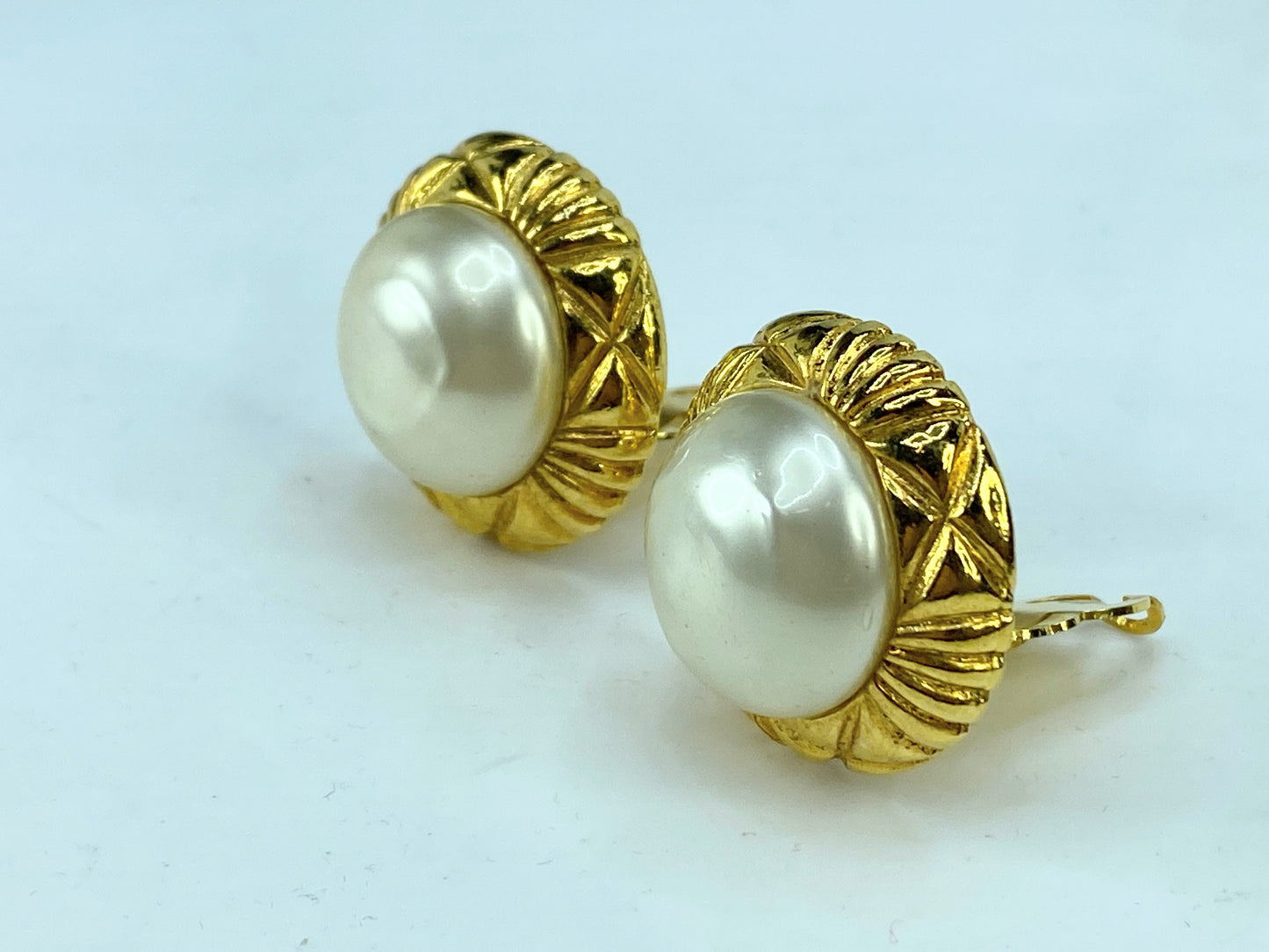 Vintage c1990 CHANEL Earrings Faux Pearl Vintage GP Gold clip on earrings GS667