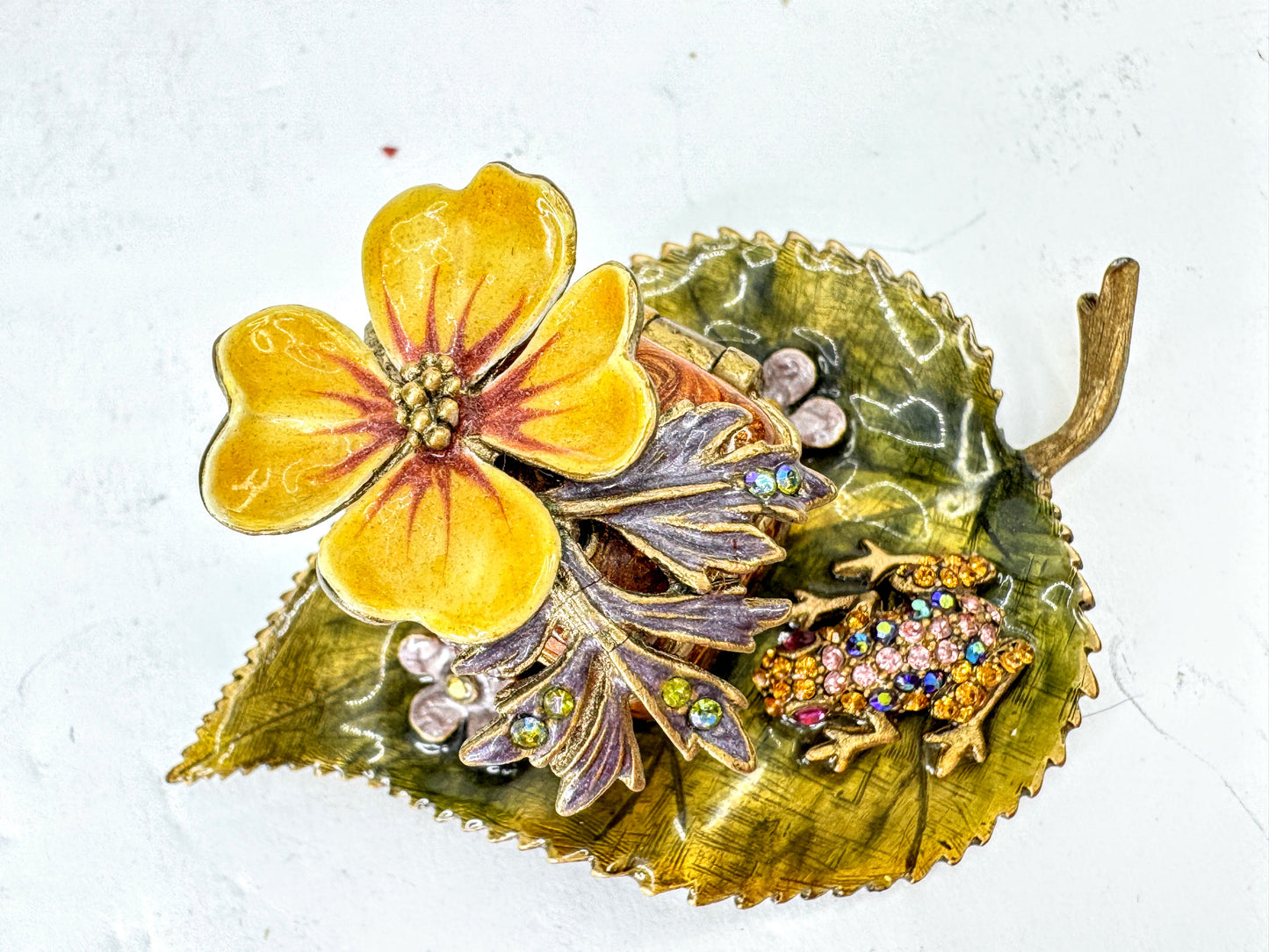 Vintage Jay Strongwater Frog Leaf Flower Jeweled Enameled Keepsake Box SS386