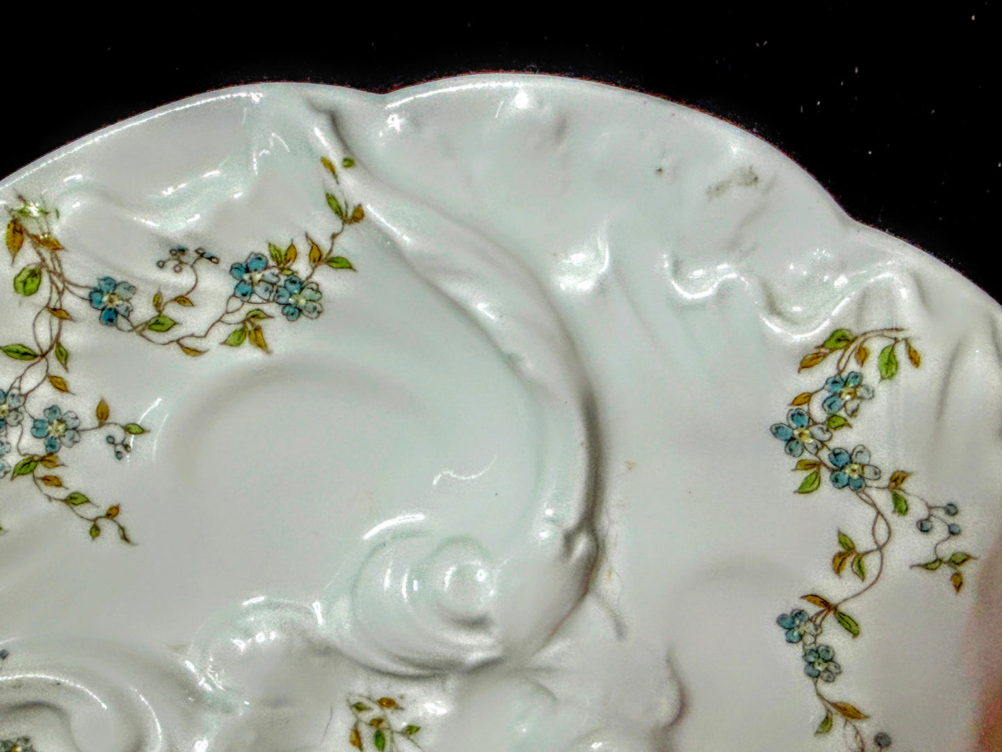 Antique Rosenthal Selb Bavaria Oyster Plate Floral Relief 7.5” A944