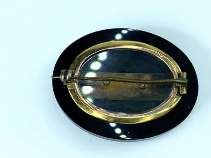 Early 20th century 10k Onyx seed pearls Mourning brooch glazed panel compartment Reverse JR0005