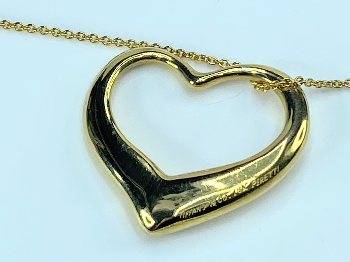 Tiffany Co Elsa Peretti 18k Open Heart Pendant Chain 36mm 30in JR9235