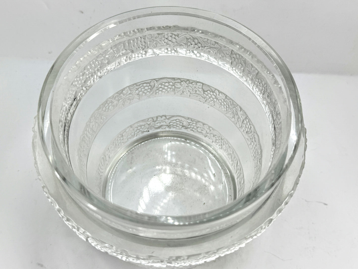 Vintage Lalique Ricquewihr Frosted Crystal Grapes Vase A985