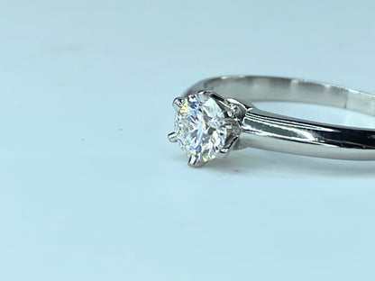 Tiffany & Co. 0.4ct H/VS1 Round Brilliant Cut Diamond Engagement Ring JR0007