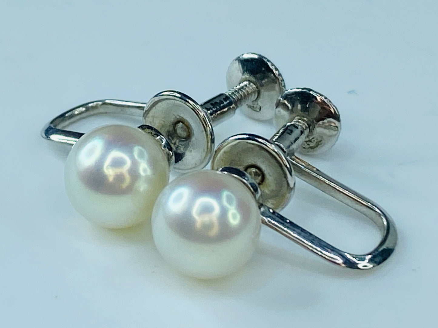 c1970 Mikimoto 7.35mm Akoya Cultured Pearl 9K gold screw on earrings 3.0g JR8599