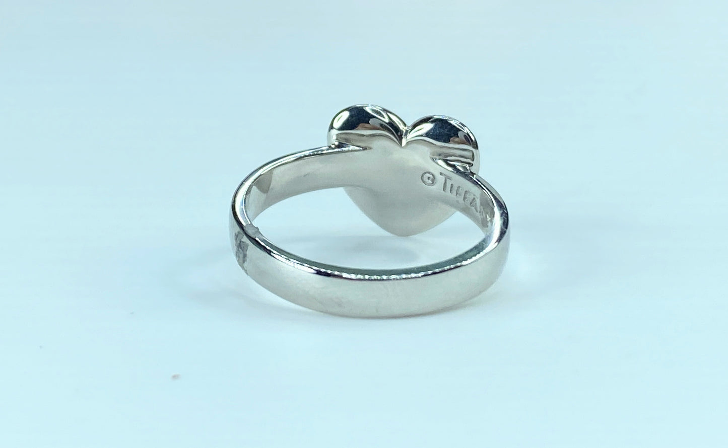 Tiffany & Co. Etoile Diamond 18k White Gold Heart Ring JR9230