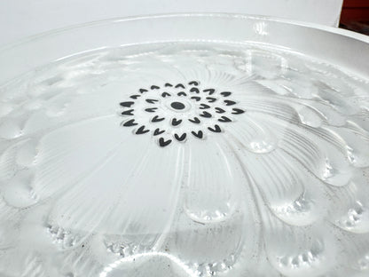 Lalique crystal powder box / vanity box, Dahlia model - signed Lidded Jar A989