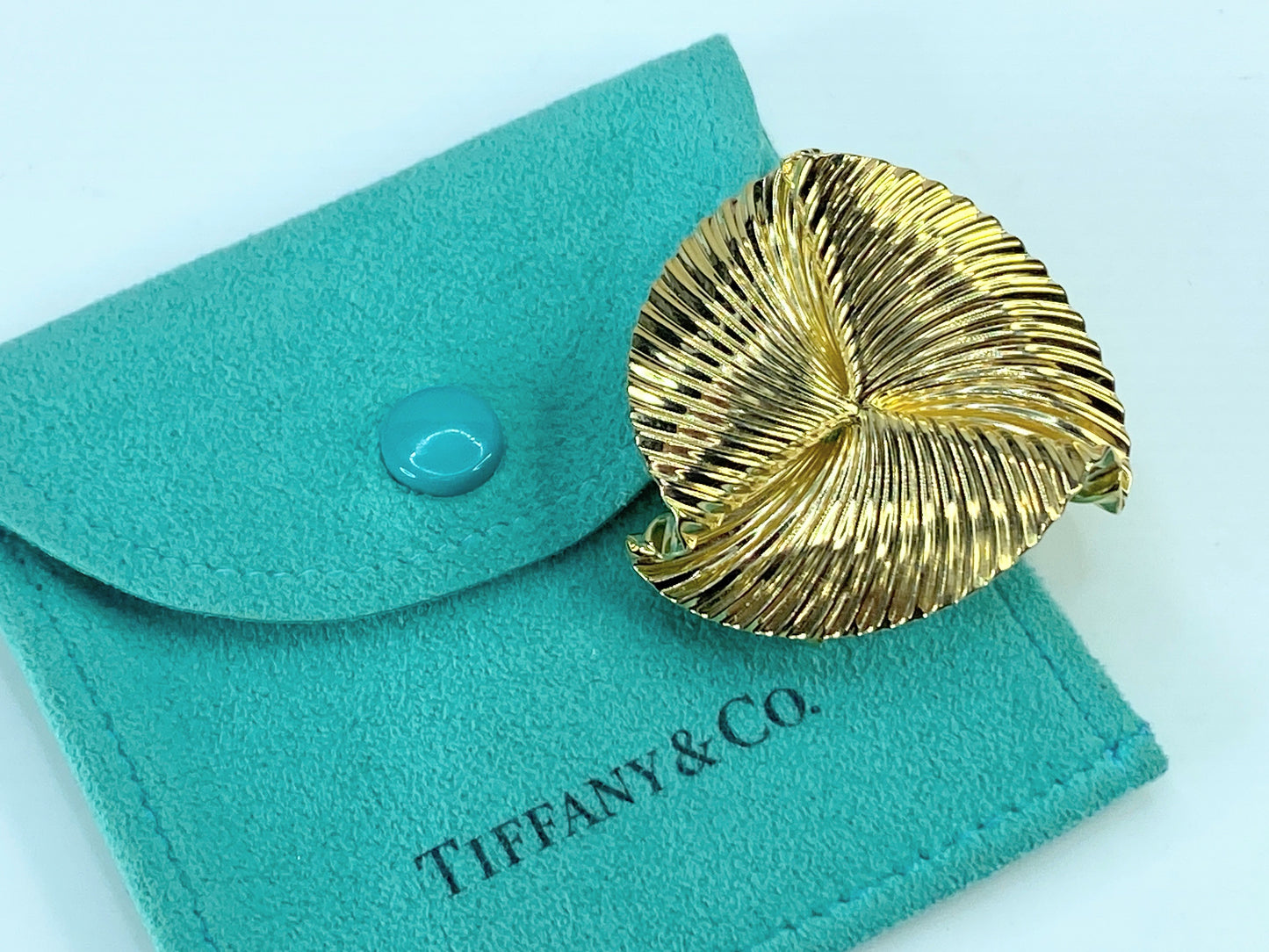 Tiffany & Co. 14K George Schuler Ribbon Brooch JR9245