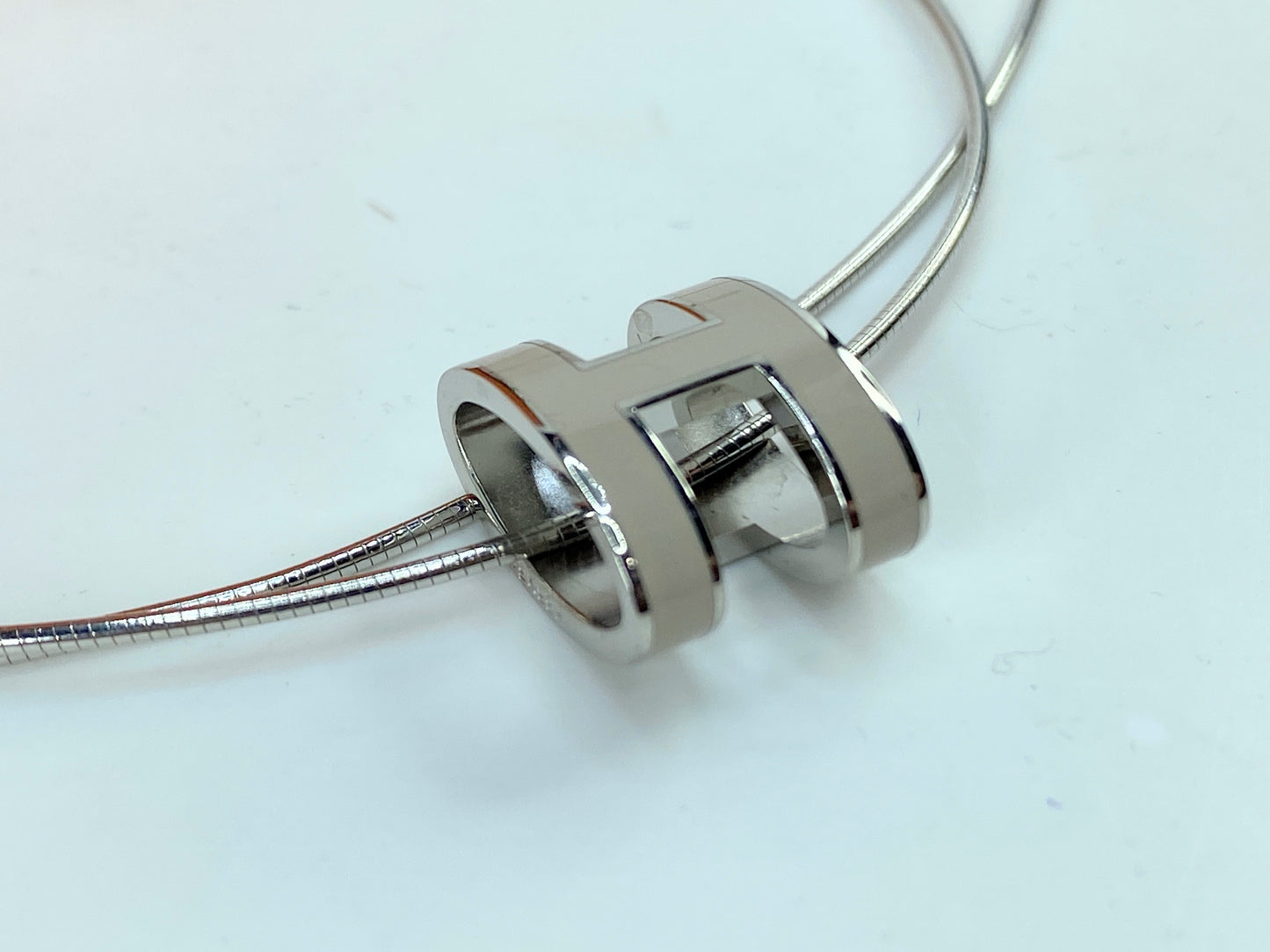 Hermes Pop H Pendant on Sterling Silver Snake Chain vintage..with box GS682