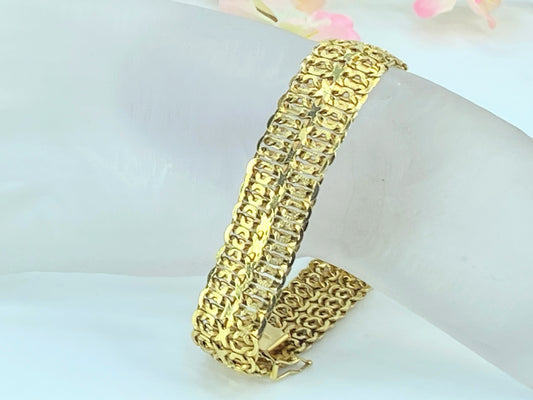 Designer 18K yellow gold Fancy pattern bracelet JR9274