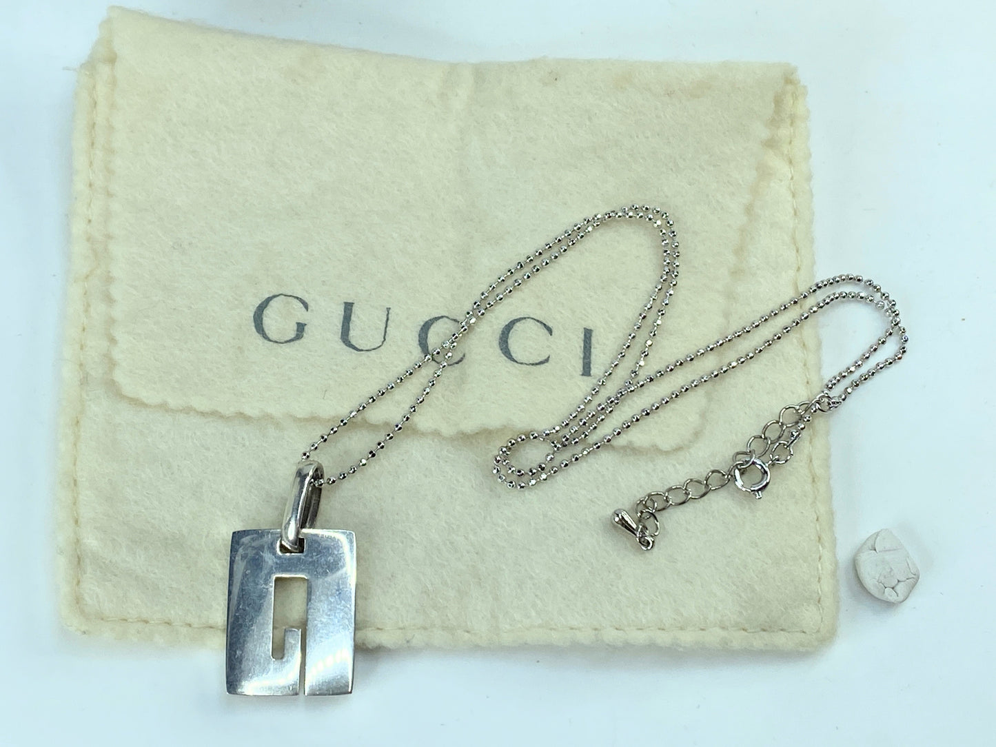 Vintage Gucci Sterling Logo Bar Venetian Chain Pendant Necklace with pouch GS684