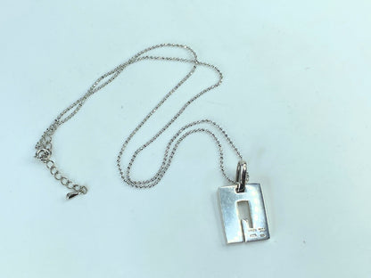 Vintage Gucci Sterling Logo Bar Venetian Chain Pendant Necklace with pouch GS684