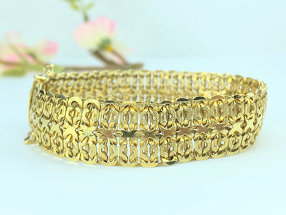 Designer 18K yellow gold Fancy pattern bracelet JR9274