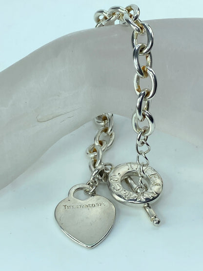 Tiffany & Co. Return to Tiffany Heart Tag Toggle Bracelet 925 Sterling JR676