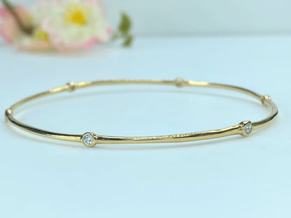 Bezel-Set 0.25ct diamond Bangle Bracelet 14K yellow gold JR9296