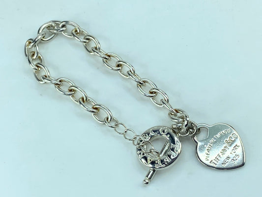 Tiffany & Co. Return to Tiffany Heart Tag Toggle Bracelet 925 Sterling JR676