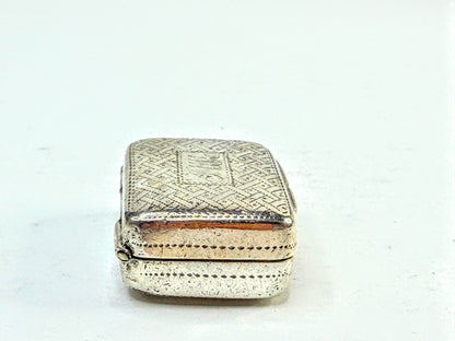 Antique English Sterling Silver Double-Lid Vinaigrette Box 12.2g 1" SS372