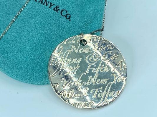 Tiffany & Co. Notes 727 Fifth Avenue New York Round Pendant Necklace JR9300