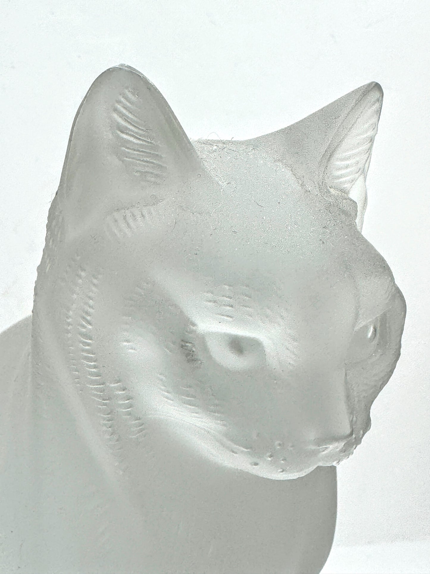 Vintage Lalique Frosted Crystal "Chat Assis" Sitting Cat Figurine 8 1/4" A994