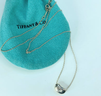 Tiffany & Co. Elsa Peretti Vintage 11 mm Bean Pendant in Sterling Silver JR9512