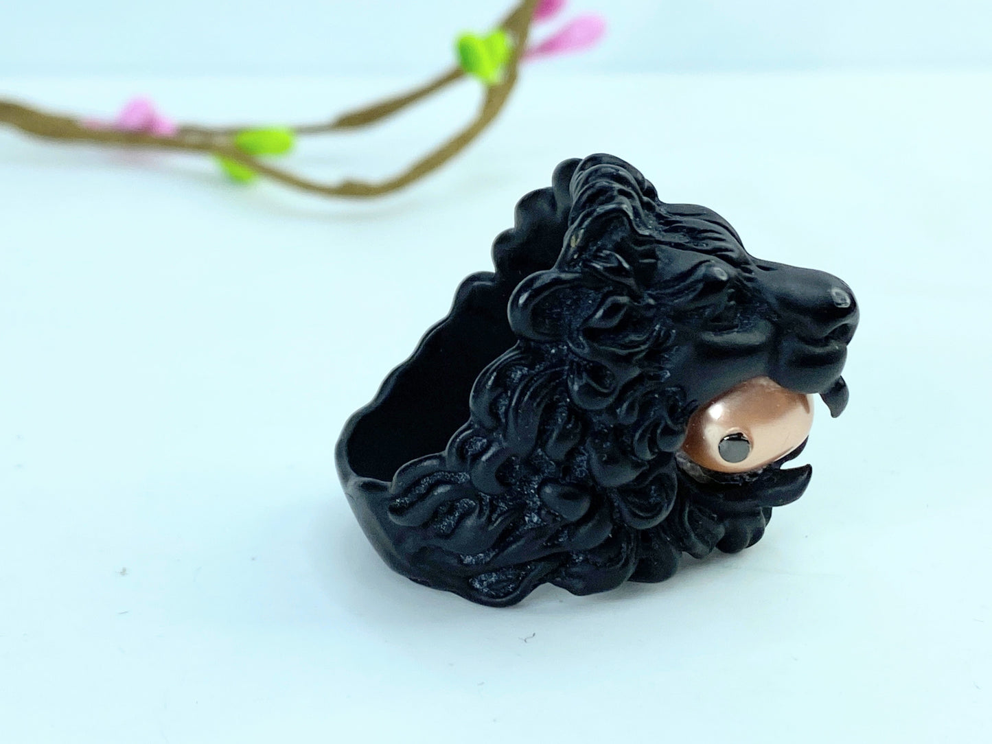 Gucci Black Lion Head Resin Cuff with Faux Pearl and Crystal GS693