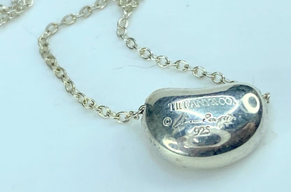 Tiffany & Co. Elsa Peretti Vintage 11 mm Bean Pendant in Sterling Silver JR9512