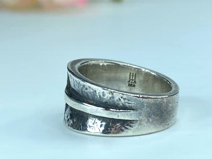 Retired James Avery Wide Cross Band Ring Size JR9304