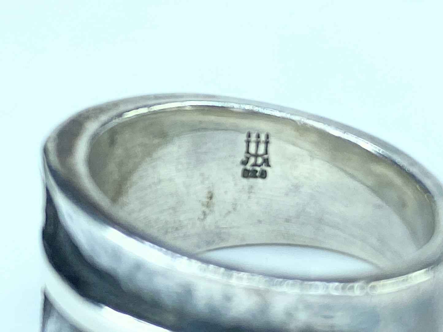 Retired James Avery Wide Cross Band Ring Size JR9304