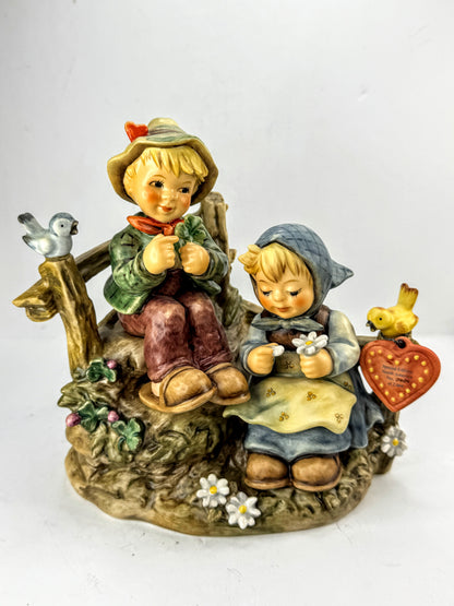Vintage Goebel Hummel First Love HUM 765 Special limited Edition mint cond A1008