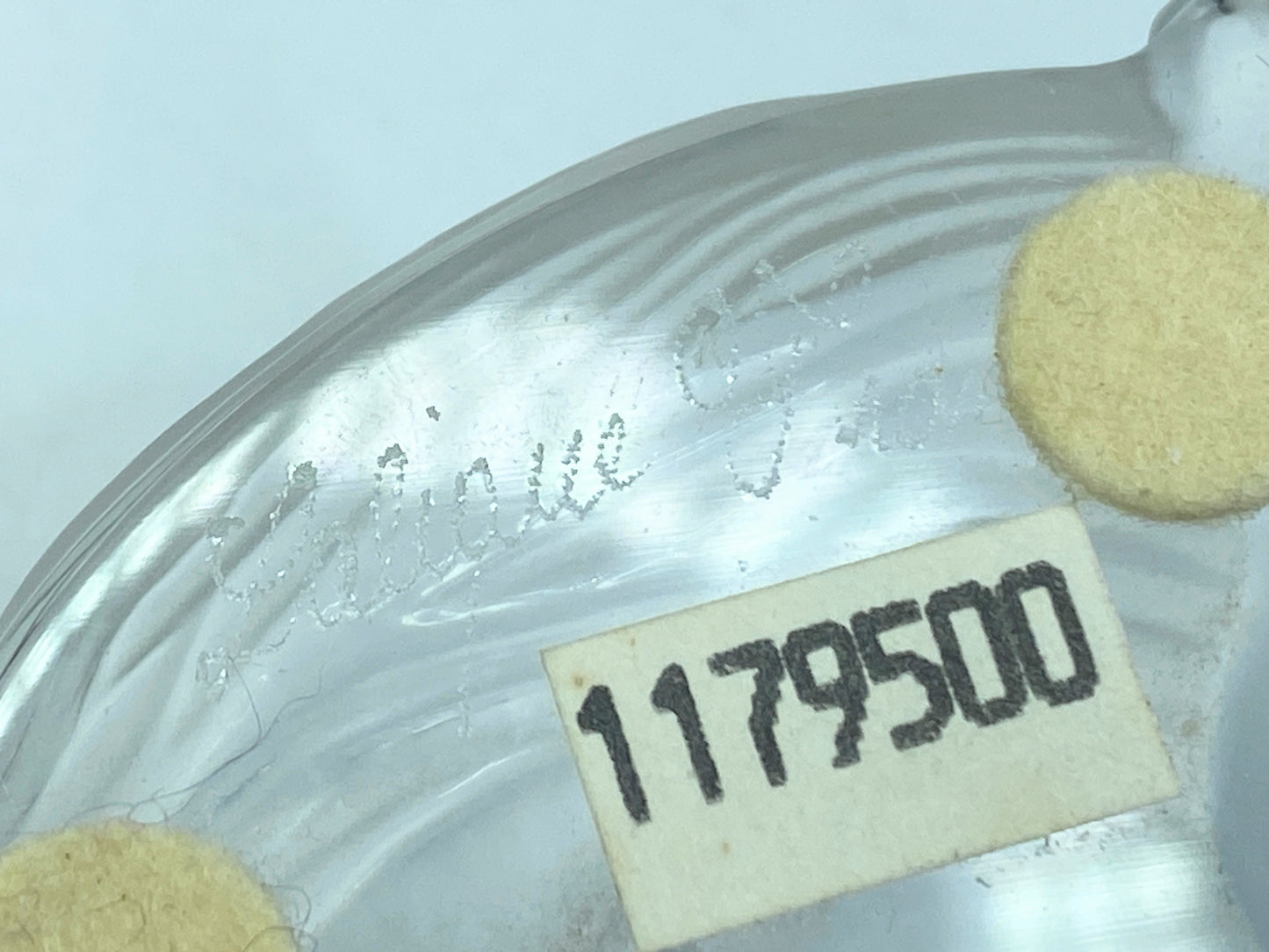 Lalique ''Happy Cat'' Crystal Figurine 3.5''. Frosted A519