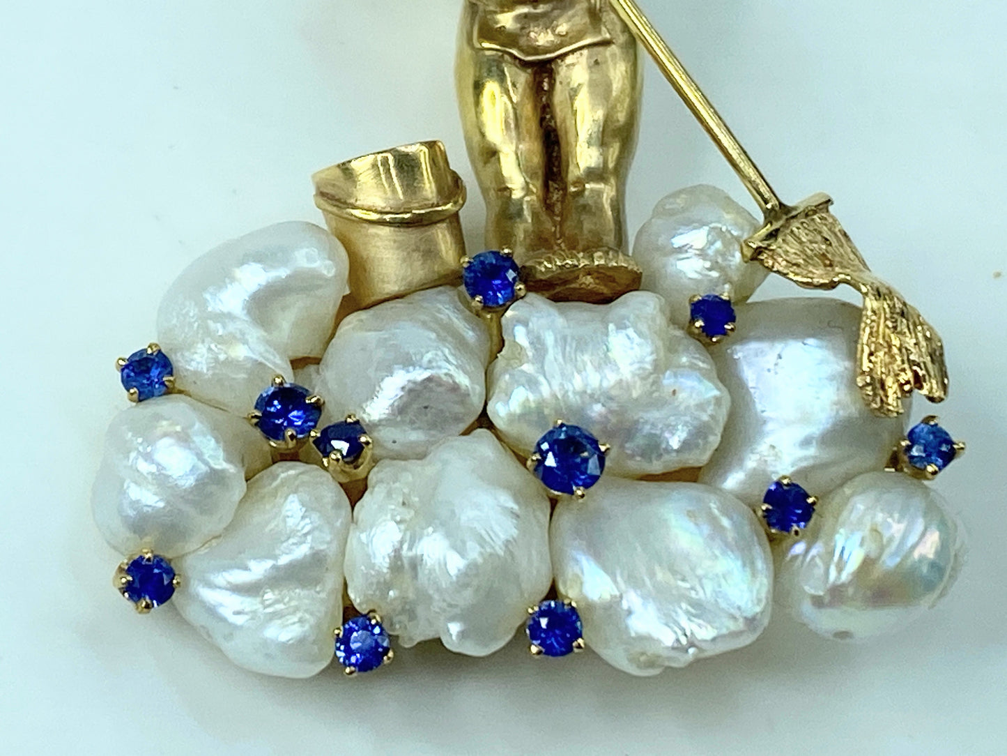 Ruser 14K gold Saturday's Day Works hard for his living brooch JR1002