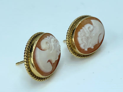 c1990 14K yellow gold Shell Cameo oval twisted top bezel earrings 2.8g JR9866