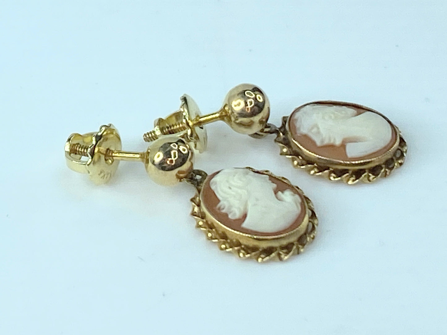 Art Deco 14 karat Cameo gold bead dangle threat post earrings