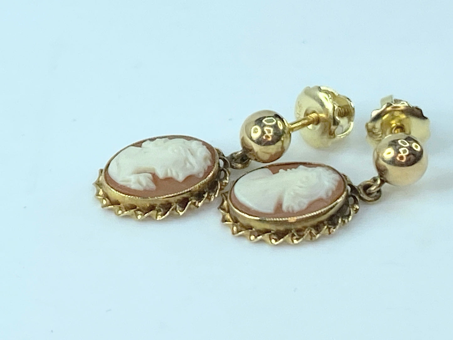 Art Deco 14 karat Cameo gold bead dangle threat post earrings