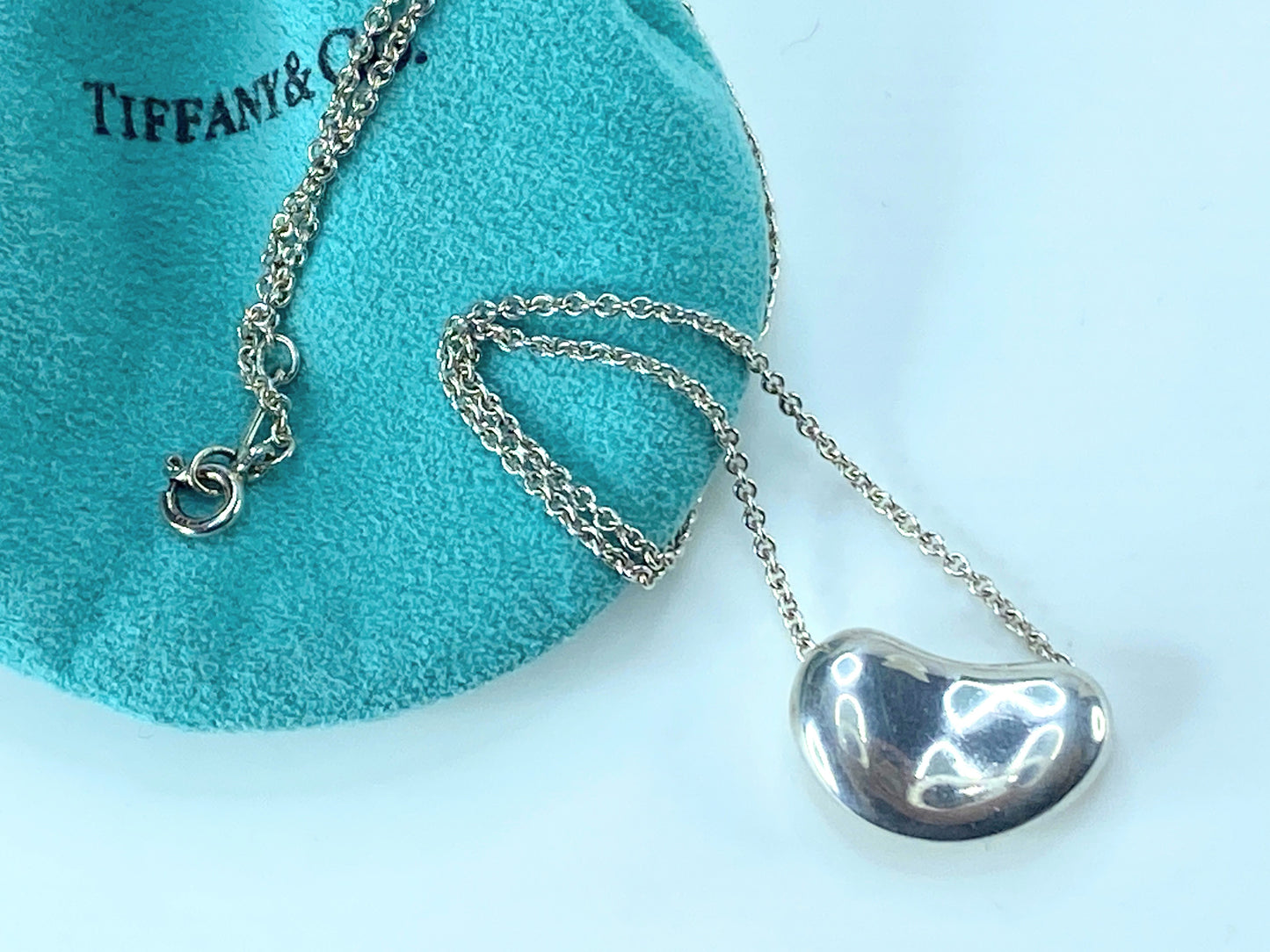 Tiffany Elsa Peretti® large Bean® design Pendant necklace 15" JR9313