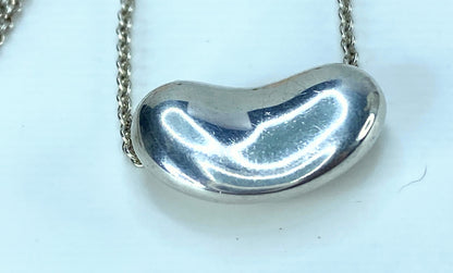 Tiffany Elsa Peretti® large Bean® design Pendant necklace 15" JR9313