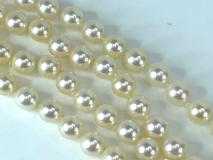 Mikimoto 7.6mm Akoya cultured Pearl 14 Karat c1970's necklace