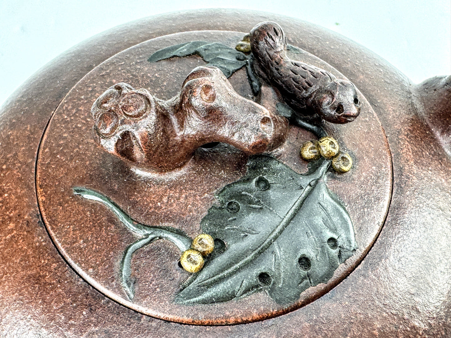 Vintage Classic Yixing Zisha 宜興紫砂 Squirrel and Grapevine Clay Teapot w/org box A1027