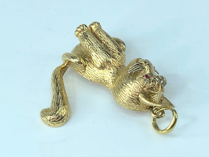 Vintage sitting Cat with Ruby eyes long eyelashes 14 karat brooch