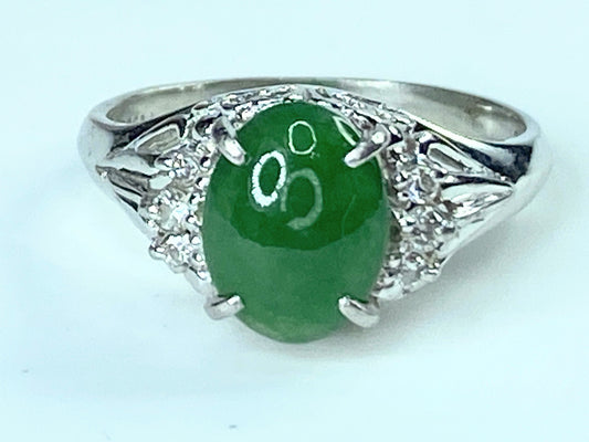 Platinum 1.45ct natural oval Jadeite Jade 0.09ct Diamond ring 5.2g s6.75 JR9886