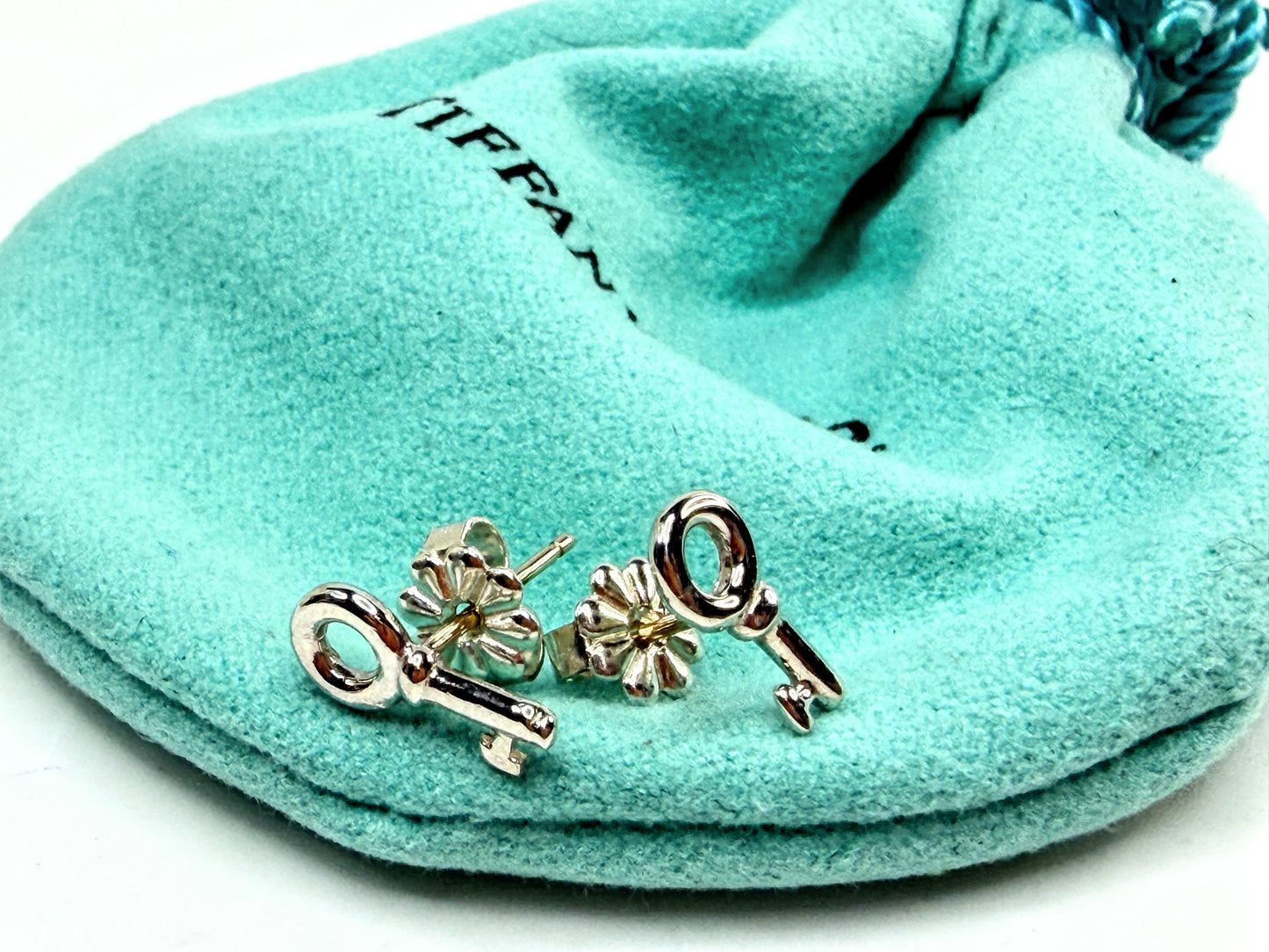 Vintage Tiffany & Co. Sterling Silver Key Stud Earrings 10.7mm JR1544