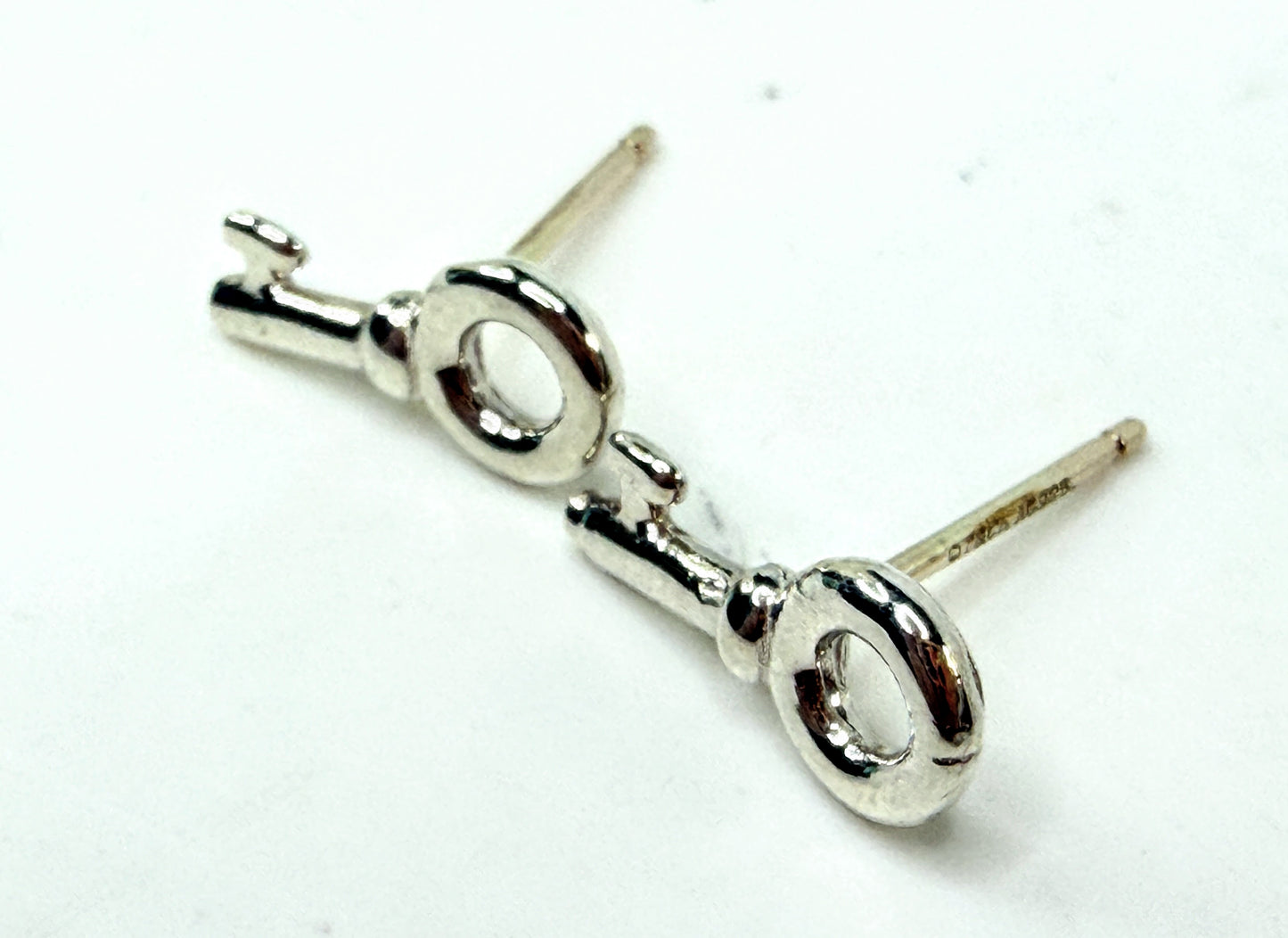 Vintage Tiffany & Co. Sterling Silver Key Stud Earrings 10.7mm JR1544