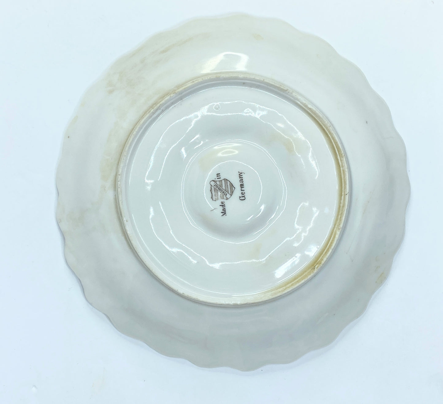 Weimar Oyster Plate - Germany Circa 1898 Dainty Alpine flower 8 3/8" A527