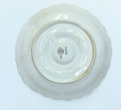 Weimar Oyster Plate - Germany Circa 1898 Dainty Alpine flower 8 3/8" A527