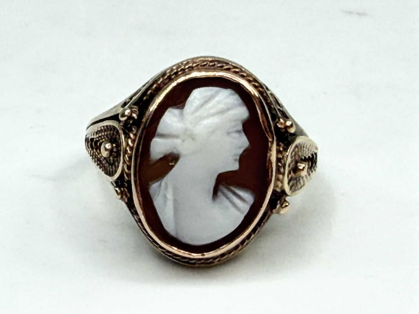 Vintage 10K Gold Shell Cameo Ring Filigree Setting Size 7 JR1547