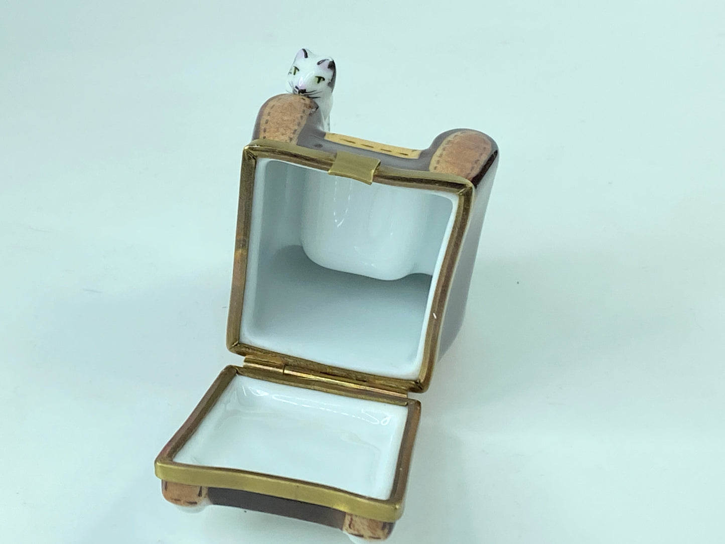 Limoges France Perching cat on sofa resting Eye-glasses trinket box A319