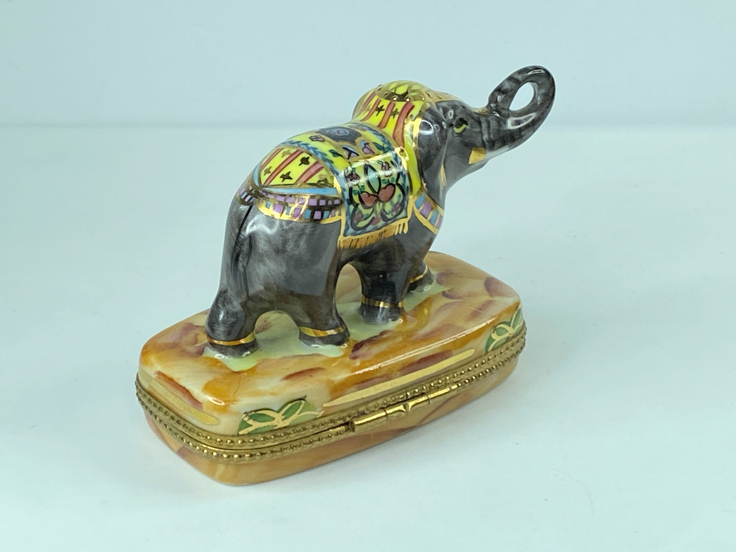 Limoges Peint Main Imperial Elephant France 3 3/4" x 2 1/2" x 1 3/4" A283