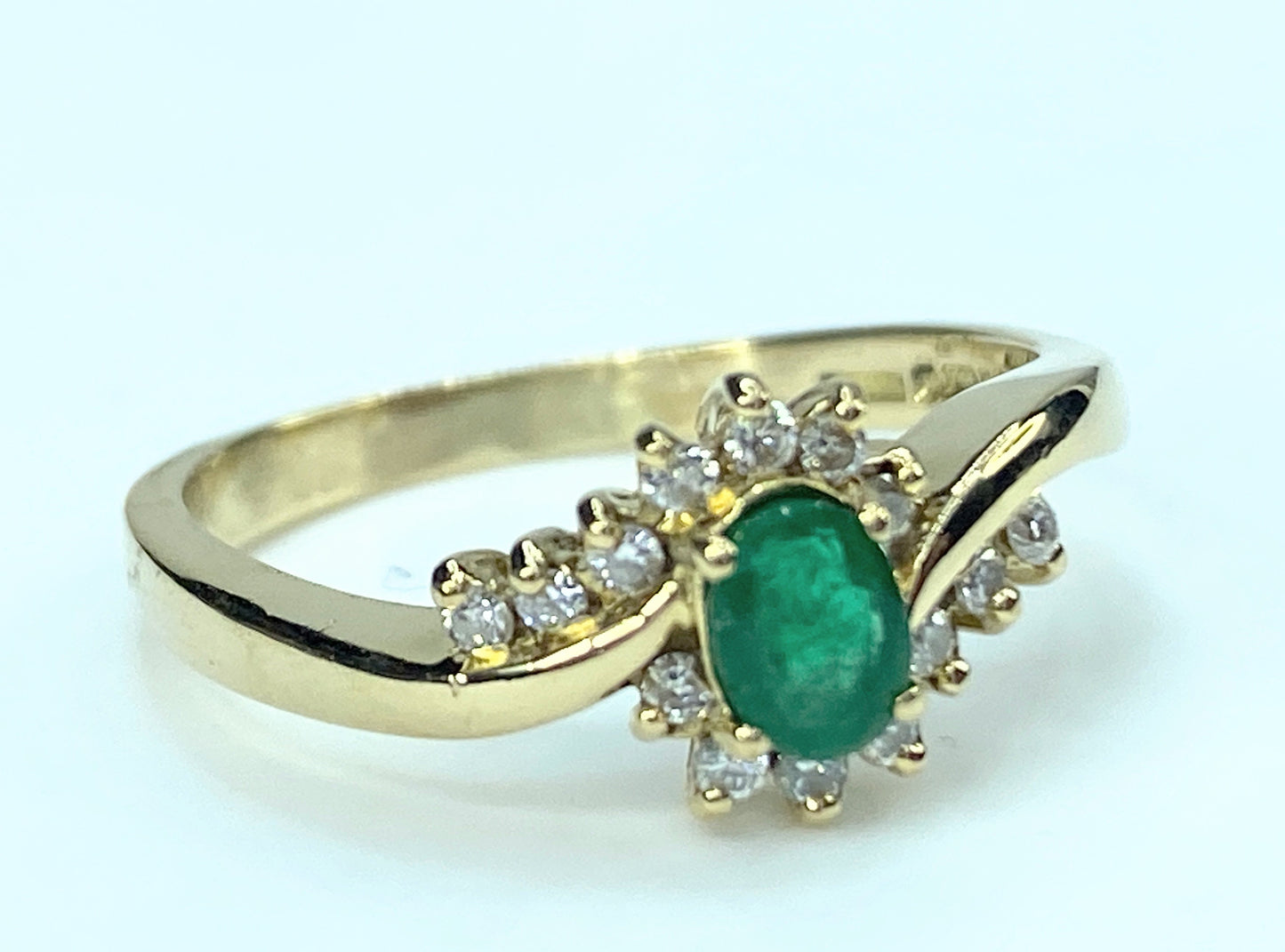 18K yellow gold Emerald Diamond statement ring JR9321