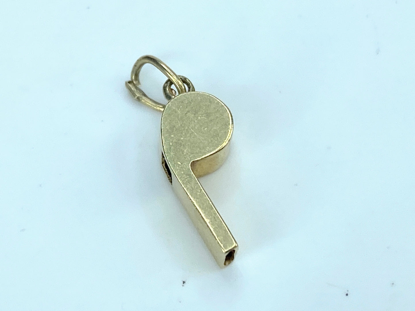 10K yellow gold 3D Whistle charm JR9282